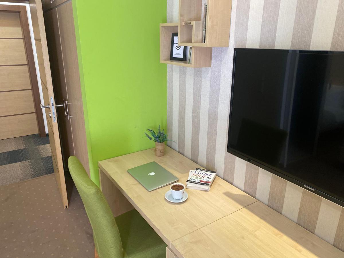 Laurus Motel Airport Tuzla Zivinice 外观 照片