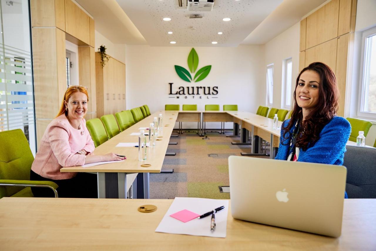 Laurus Motel Airport Tuzla Zivinice 外观 照片