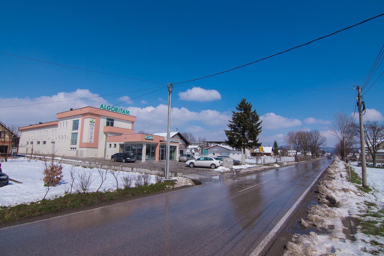 Laurus Motel Airport Tuzla Zivinice 外观 照片